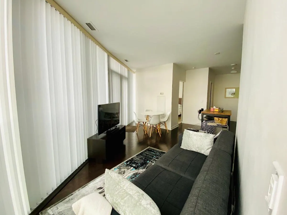 Corporate Suite Toronto 0*,