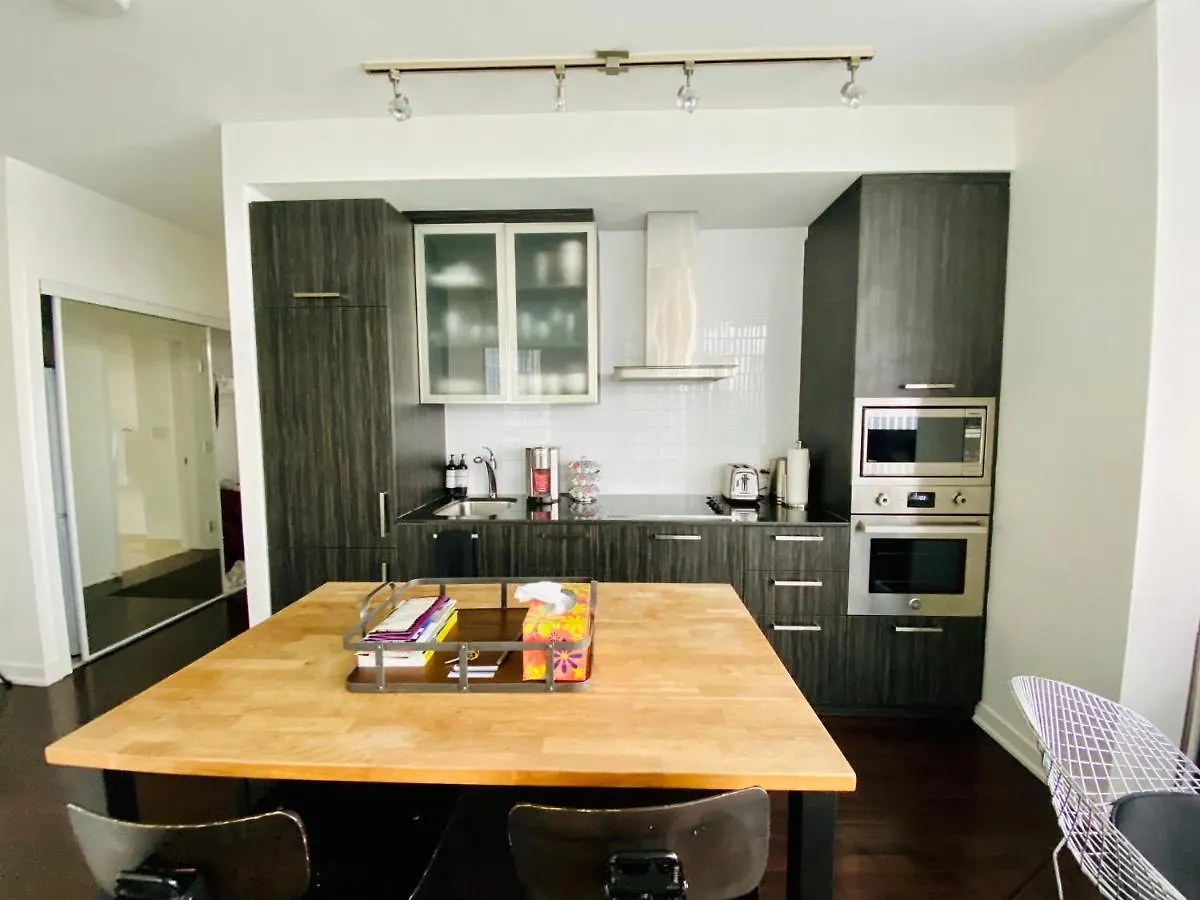 Corporate Suite Toronto Apartment